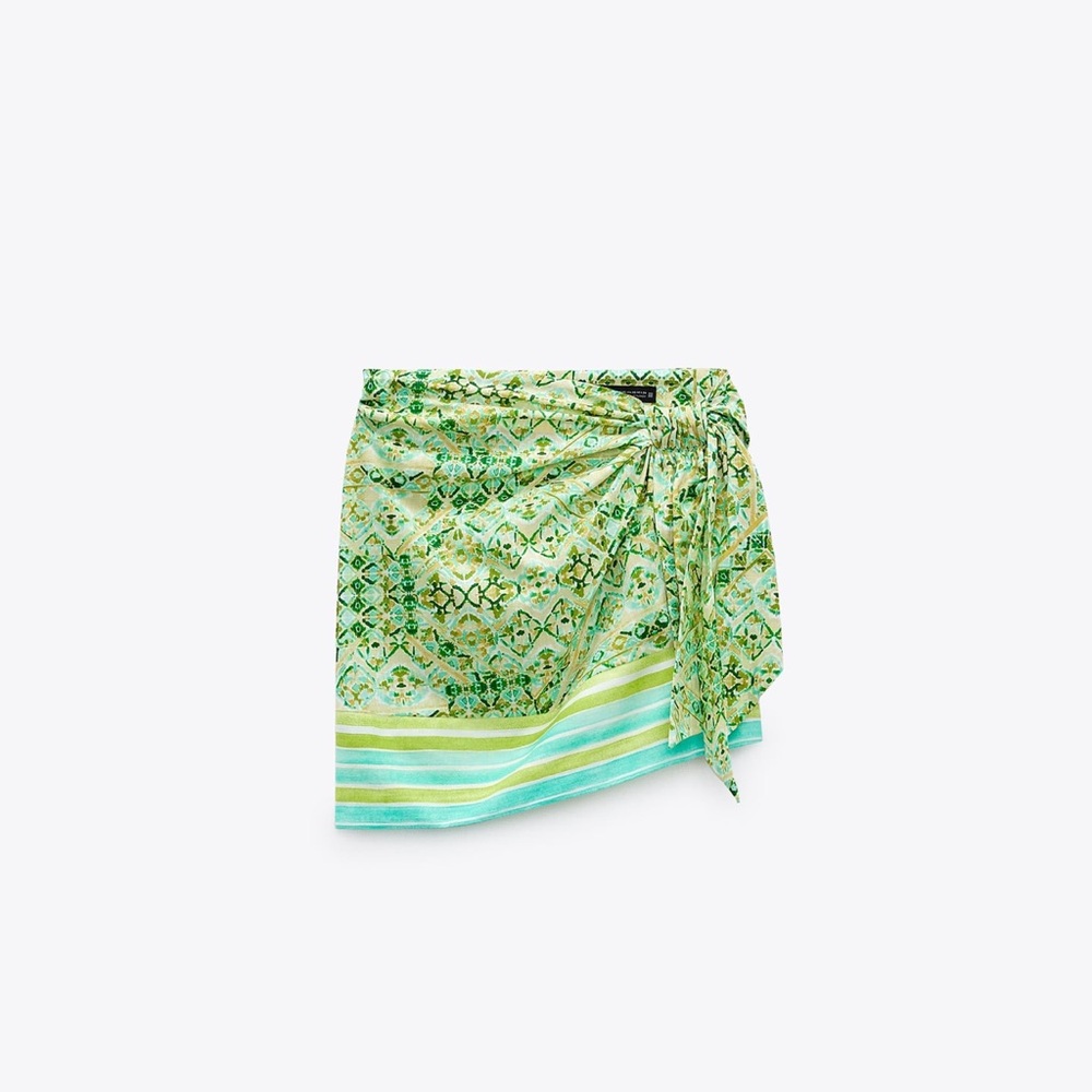 Printed mini skirt